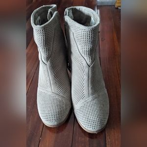 TOMS suede boots